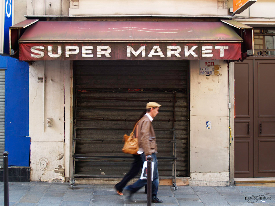 super market, Paris, 2009 © Emmanuel Bertrand