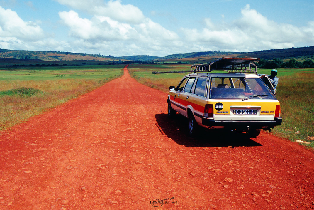 route de Guinée, 1999, photographie par Emmanuel Bertrand